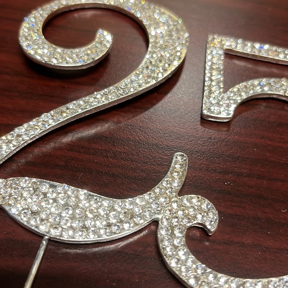 Rhinestone cake topper - Picture 2 of 6